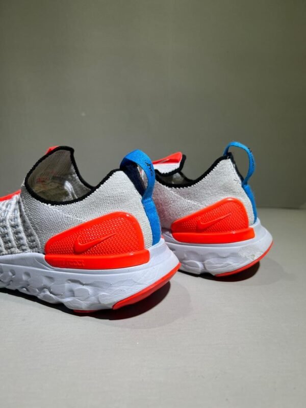 Nike React Phantom Run FK 2 Laceless Runners Shoes