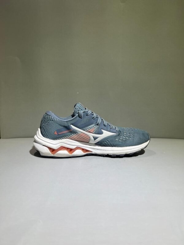 ORIGINAL MIZUNO WAVE INSPIRE 17 BRANDED RUNNERS SHOES
