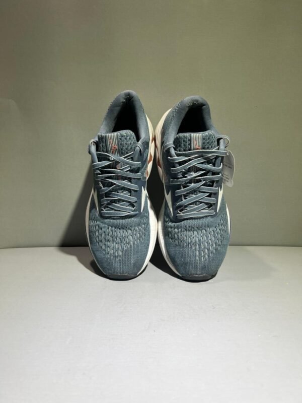 ORIGINAL MIZUNO WAVE INSPIRE 17 BRANDED RUNNERS SHOES