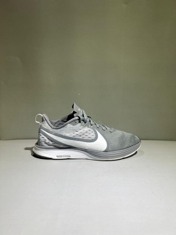Original NIKE Zoom Strike 2, Athletic Runners Shoes