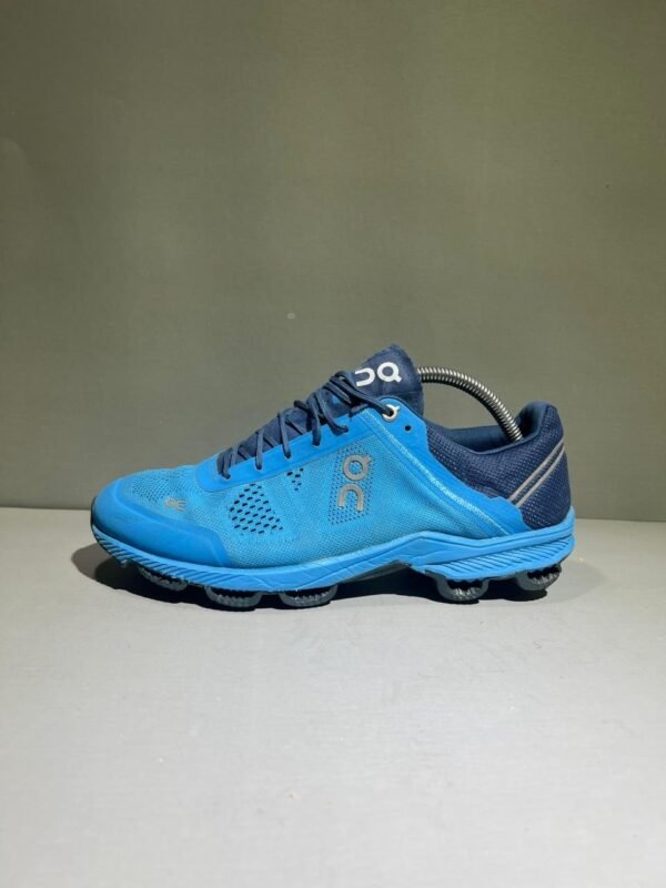 Original On Cloud Swiss Engineering Branded Runners Shoes