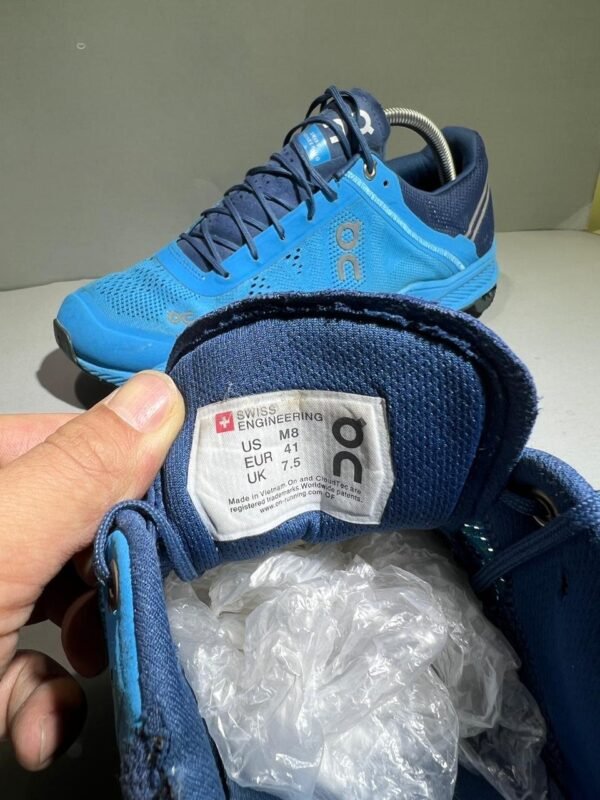Original On Cloud Swiss Engineering Branded Runners Shoes