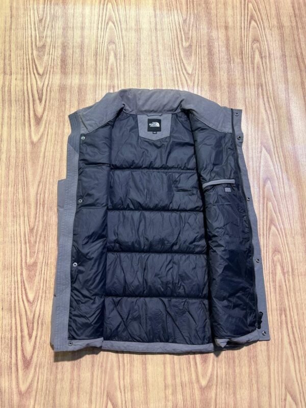 ORIGINAL THE NORTHFACE LIGHTWEIGHT SLEEVELESS JACKET