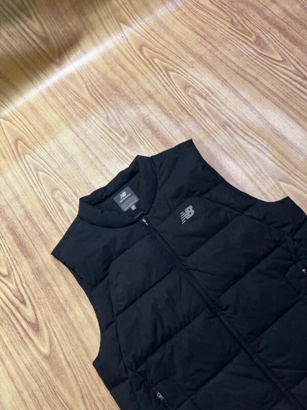 Original New Balance Sleeveless Branded Feather Jacket