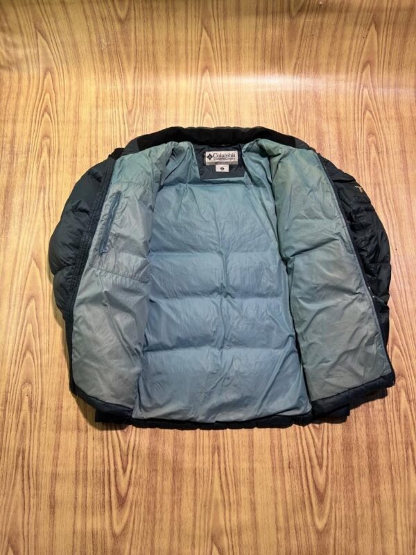 ORIGINAL COLUMBIA TITANIUM LIGHTWEIGHT BRANDED PUFFER JACKET