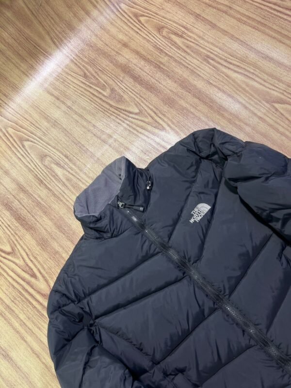 Original The NorthFace 700 Series Branded Feather Lightweight Jacket
