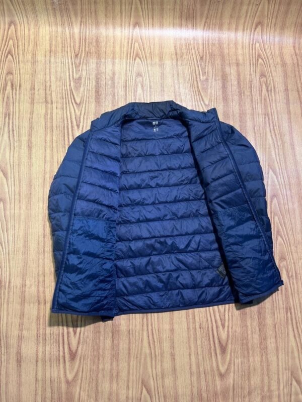 ORIGINAL UNI QLO BRANDED FEATHER LIGHTWEIGHT JACKET
