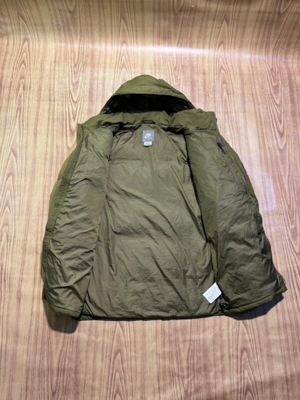 ORIGINAL NIKE BRANDED FEATHER PUFFER JACKET