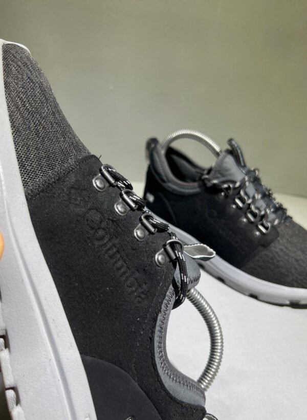 Original Columbia Lightweight Soft and Flexible Walking Shoes