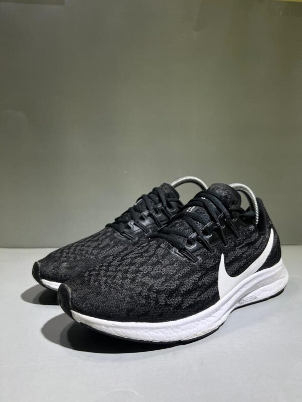 Original Nike Zoom Pegasus Branded Runners Shoes