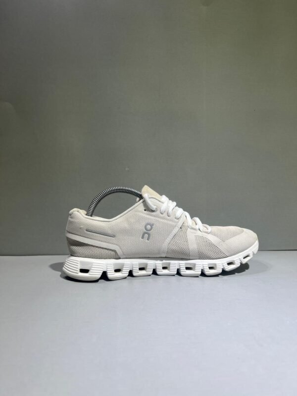 On Cloud 5 Branded Runners Shoes