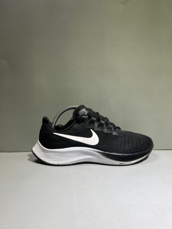 Original Nike Air Zoom Pegasus 37 Branded Runners Shoes