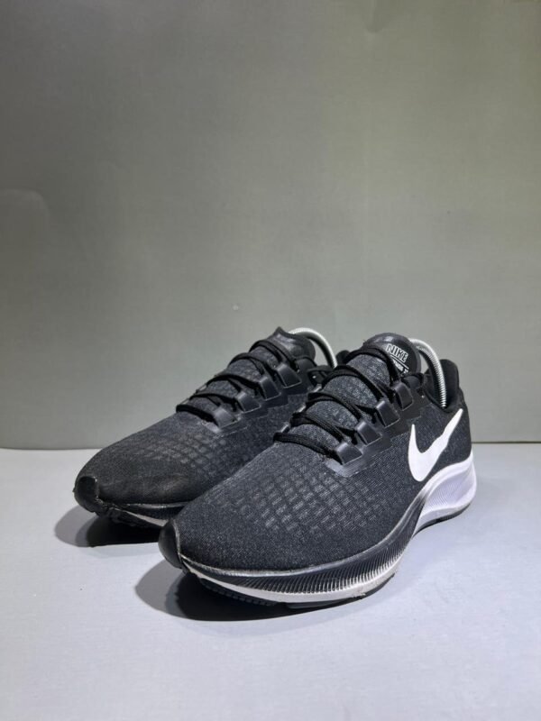 Original Nike Air Zoom Pegasus 37 Branded Runners Shoes