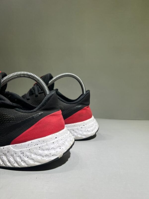 Original Nike Revolution 5 Branded Runners Shoes