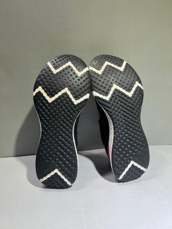 Original Nike Revolution 5 Branded Runners Shoes
