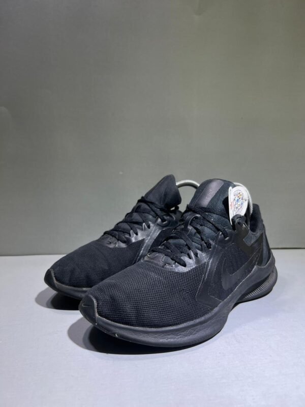 Nike Infinity Branded Runners Shoes