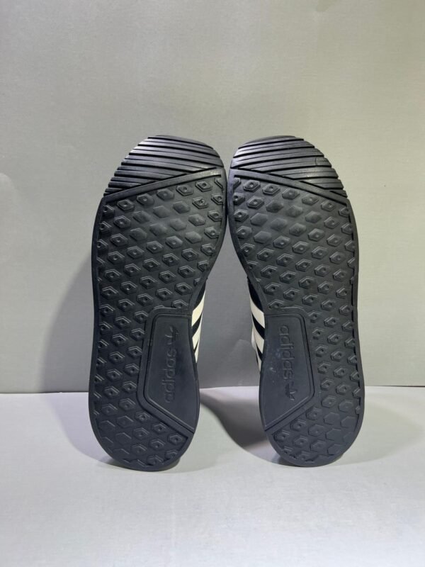 Original Adidas Branded Comfortble Walk Shoes