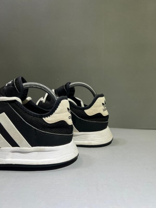 Original Adidas Branded Comfortble Walk Shoes