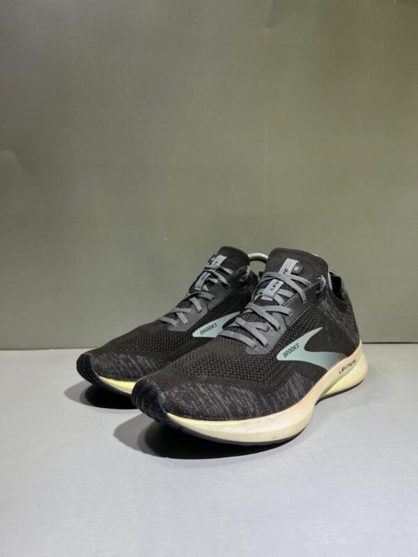 Original Brooks Levitate 5 Branded Runners Shoes