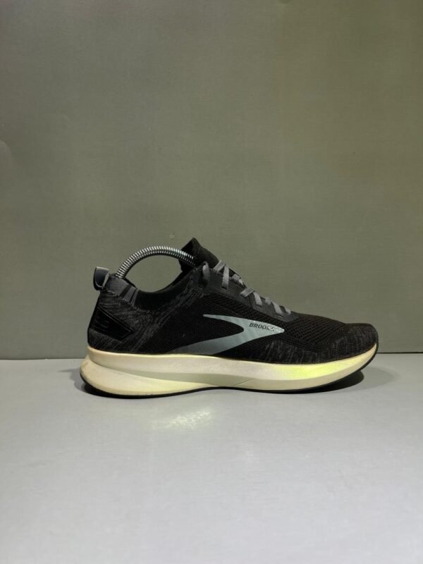 Original Brooks Levitate 5 Branded Runners Shoes