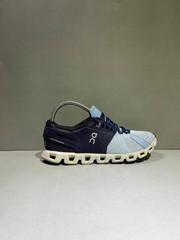 On Cloud Branded Running Shoes