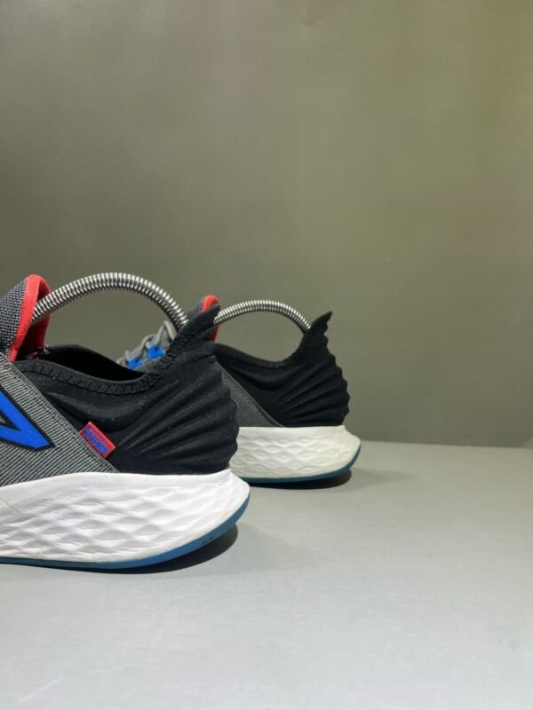 Original New Balance Roav Branded Light Weight Shoes