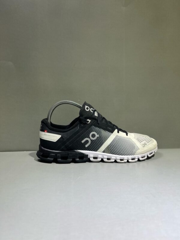On Cloud On Running Branded Runners Shoes