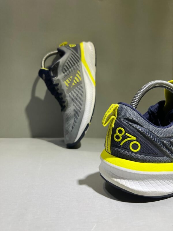 New Balance Fresh Foam 860 Branded Lightweight Shoes