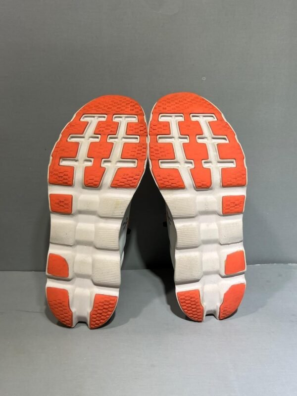On Cloud On Running Mens CloudStratus 3 Branded Running Comfortable Shoes