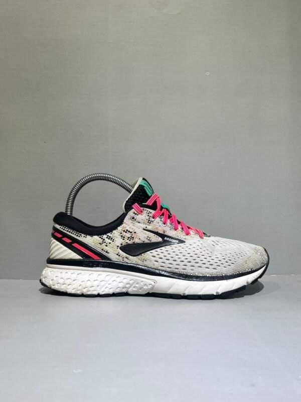 Original Brooks Ghost Series Branded Runners Shoes