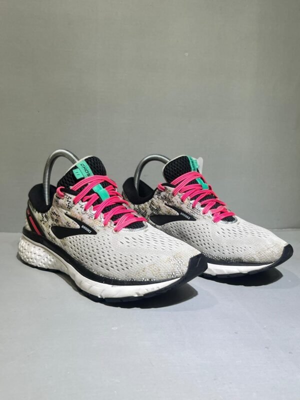 Original Brooks Ghost Series Branded Runners Shoes