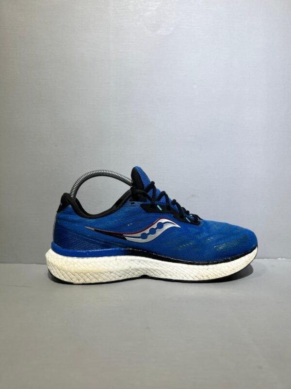 Original Saucony Endorphin Branded Light-weight Shoes