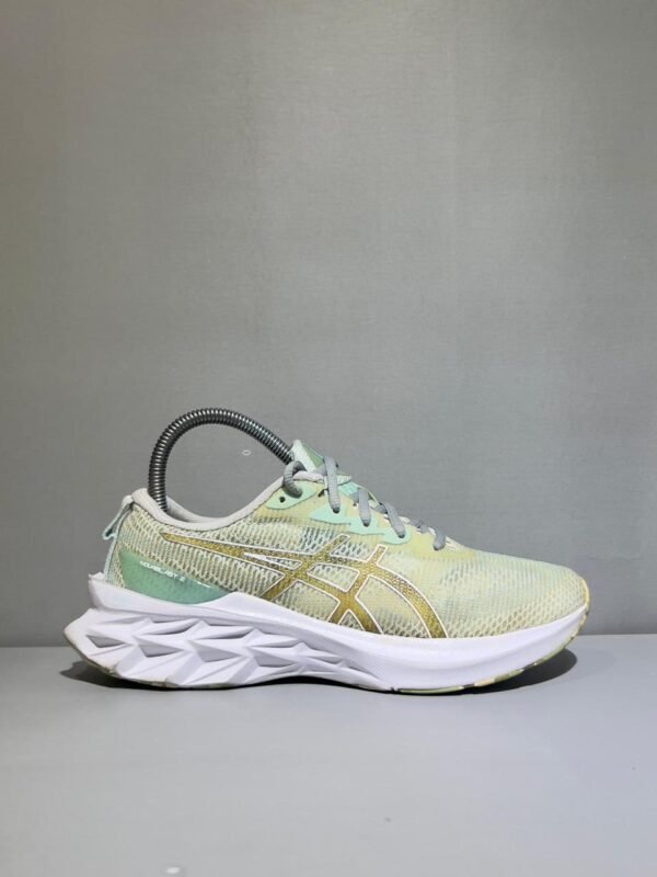 Original Asics Novablast 2 LE White Branded Runners Lightweight and Comfortable Shoes