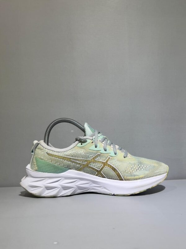 Original Asics Novablast 2 LE White Branded Runners Lightweight and Comfortable Shoes