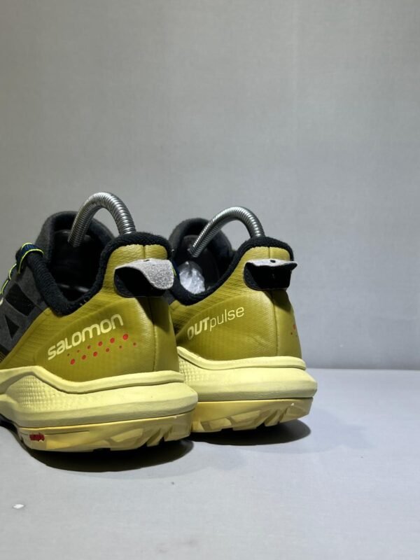 ORIGINAL SALOMON OUTPULSE TRAIL/HIKING BRANDED SHOES