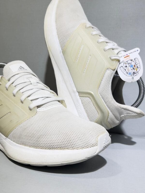 ORIGINAL ADIDAS RUNNING BRANDED SHOES