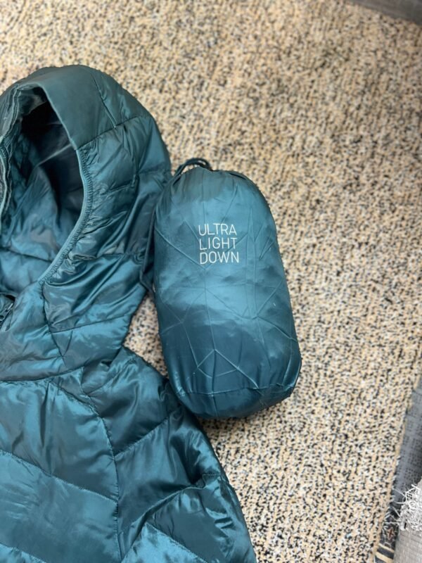 ORIGINAL UNIQLO BRANDED DOWN FEATHER JACKET