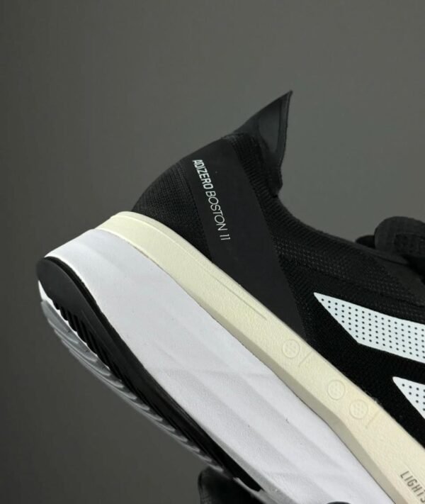 Original Adidas Adizero Boston 11 2022 Model Lightweight and Comfortable 300 Meter Branded Running Shoes