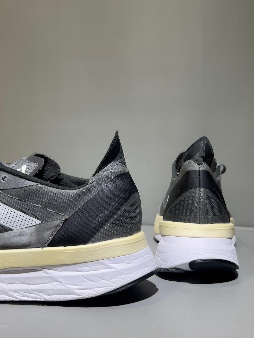 Original Adidas Adizero Boston 11 2022 Model Lightweight Comfortable Branded Runners Shoes