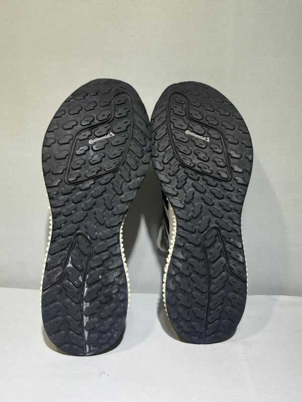 Original Adidas 4DWD Lightweight Comfortable and Branded Running Shoes