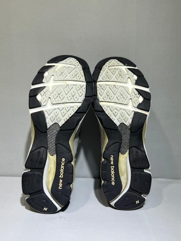 Original New Balance 547 Branded Sneakers Shoes