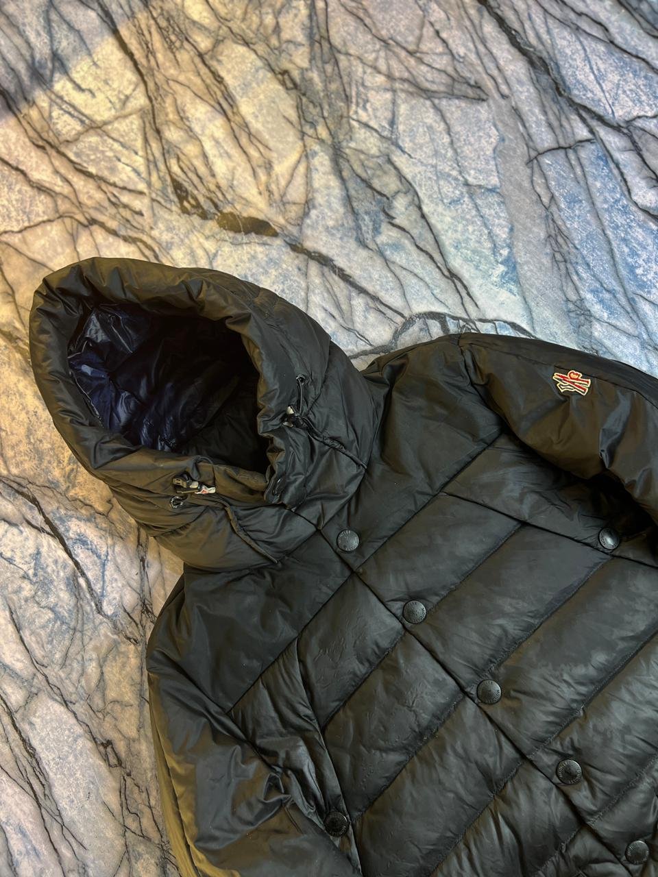 ORIGINAL MONCLER LIGHTWEIGHT BRANDED PUFFER LUXURY JACKET