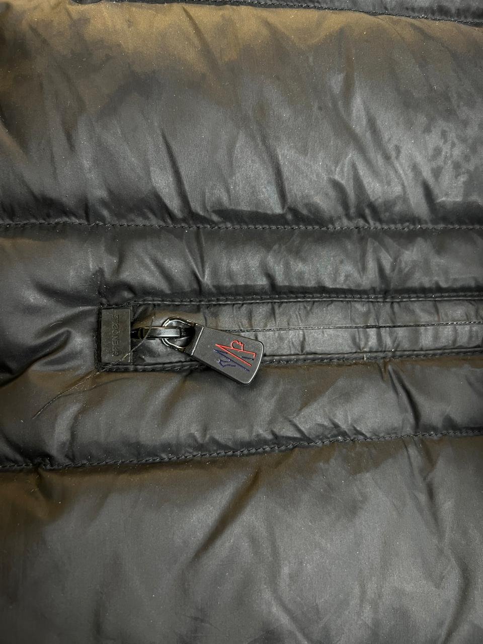 ORIGINAL MONCLER LIGHTWEIGHT BRANDED PUFFER LUXURY JACKET