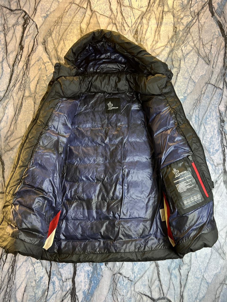 ORIGINAL MONCLER LIGHTWEIGHT BRANDED PUFFER LUXURY JACKET