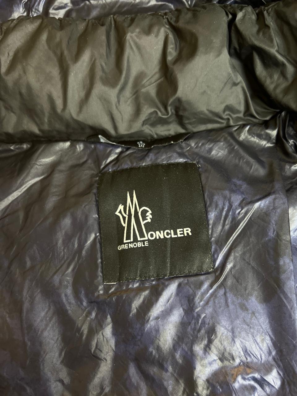 ORIGINAL MONCLER LIGHTWEIGHT BRANDED PUFFER LUXURY JACKET