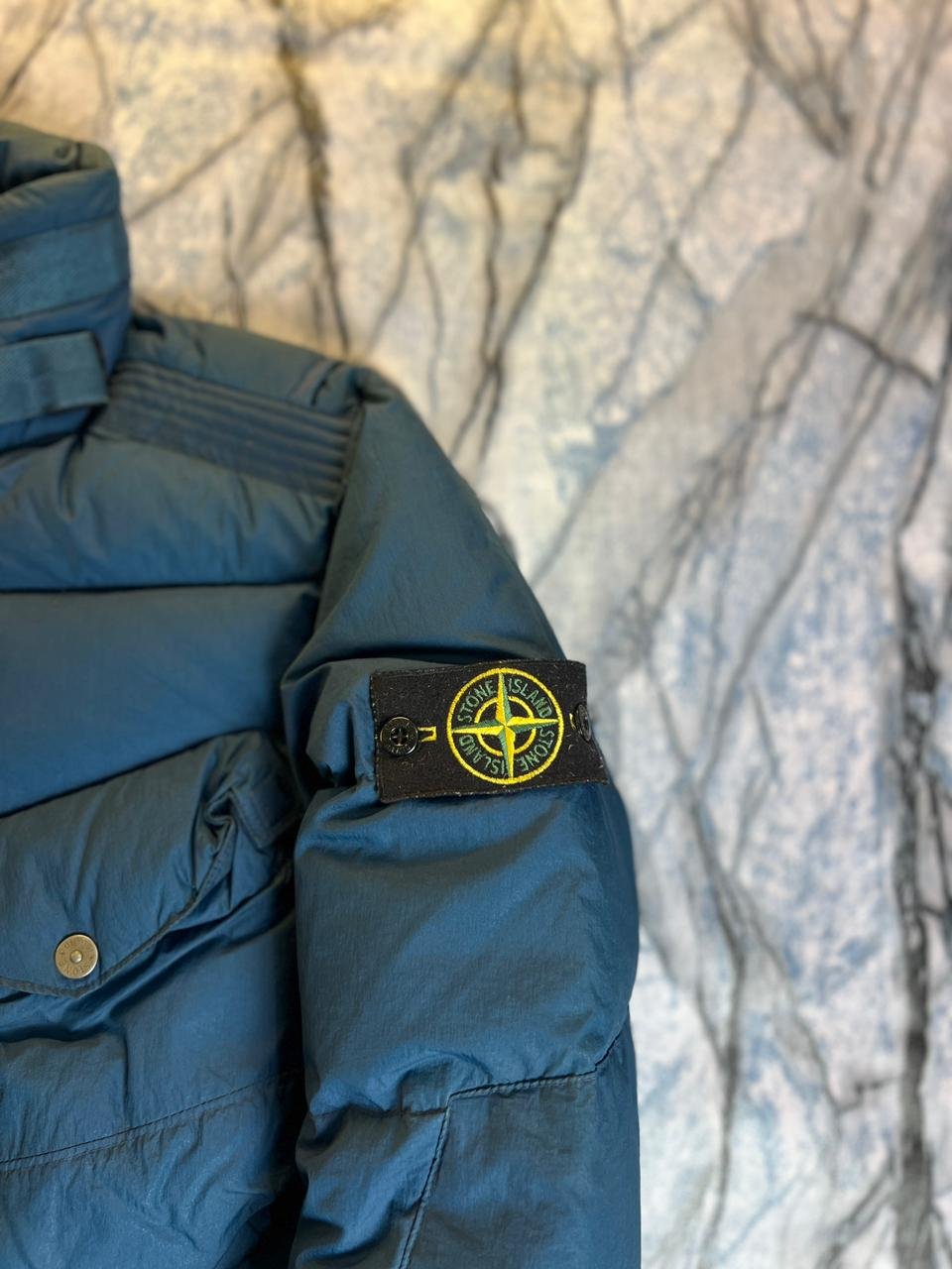 ORIGINAL STONE ISLAND LUXURY BRAND LIGHT WEIGHT BRANDED PUFFER RARE JACKET