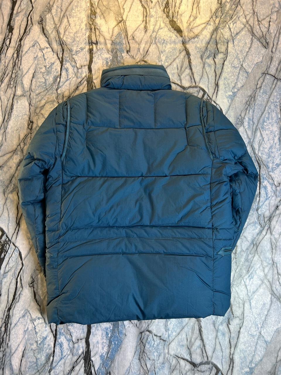 ORIGINAL STONE ISLAND LUXURY BRAND LIGHT WEIGHT BRANDED PUFFER RARE JACKET