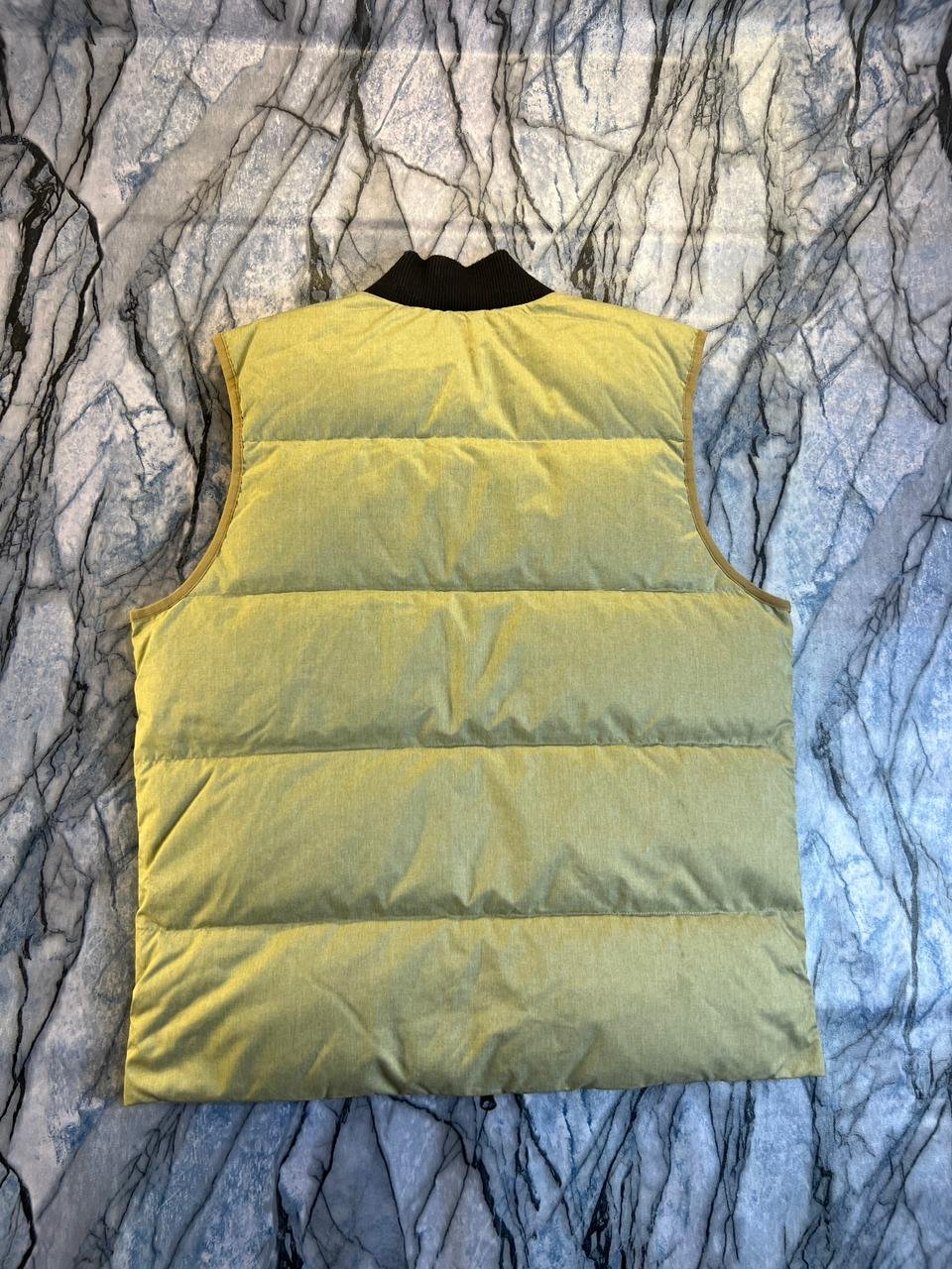 Original NIKE SLEEVELESS 800 Duck Down Fill Power Lightweight Soft and Lightweight Jacket