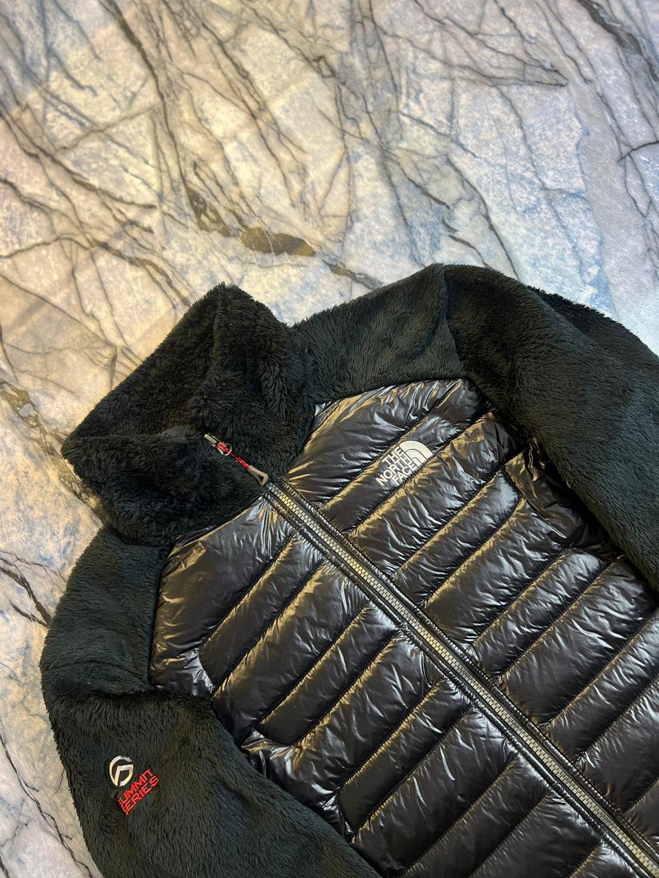 ORIGINAL THE NORTHFACE LIGHTWEIGHT FEATHER GILLET TYPE BRANDED FEATHER JACKET