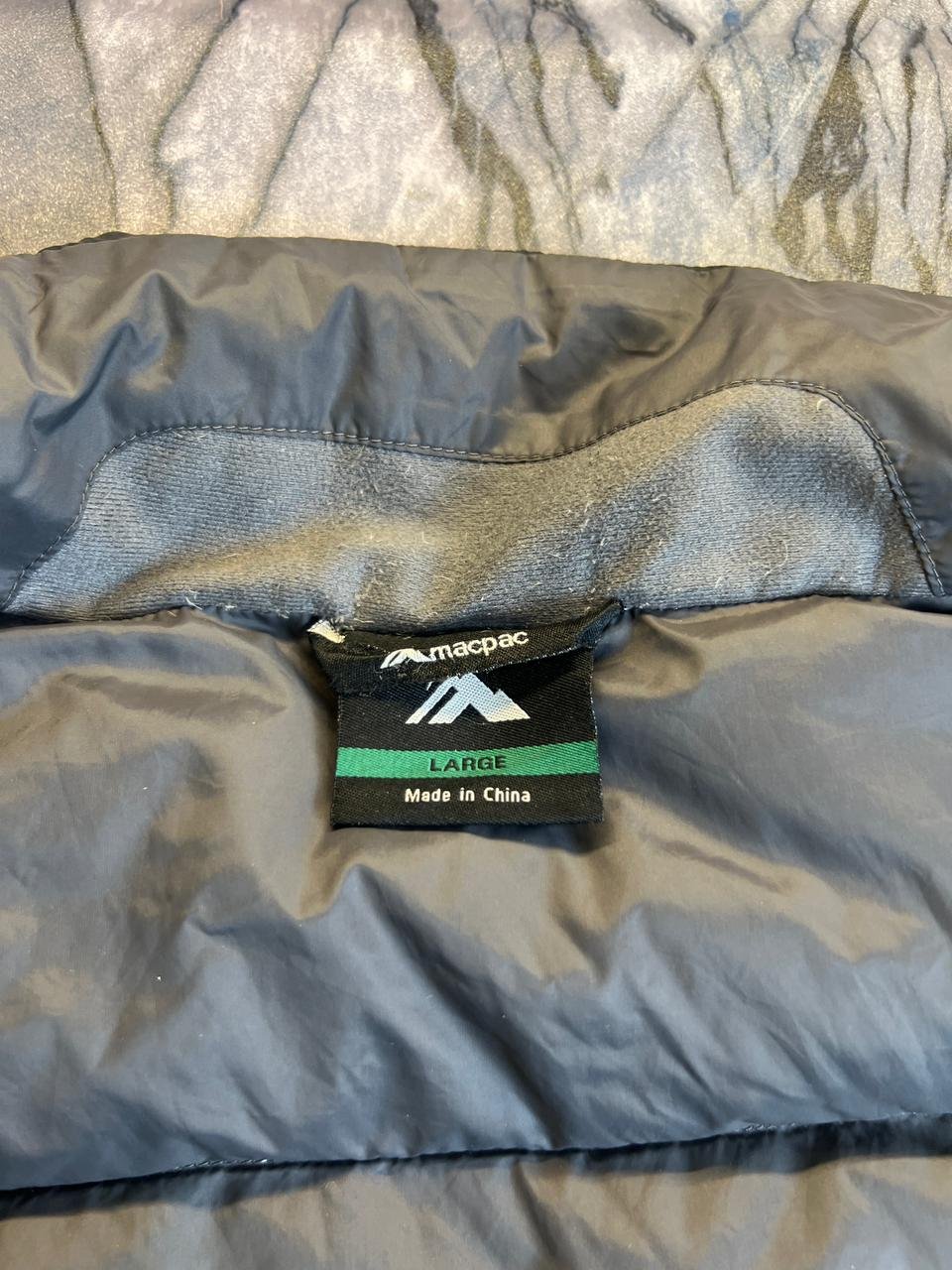 ORIGINAL MACPAC LIGHTWEIGHT BRANDED PUFFER JACKET